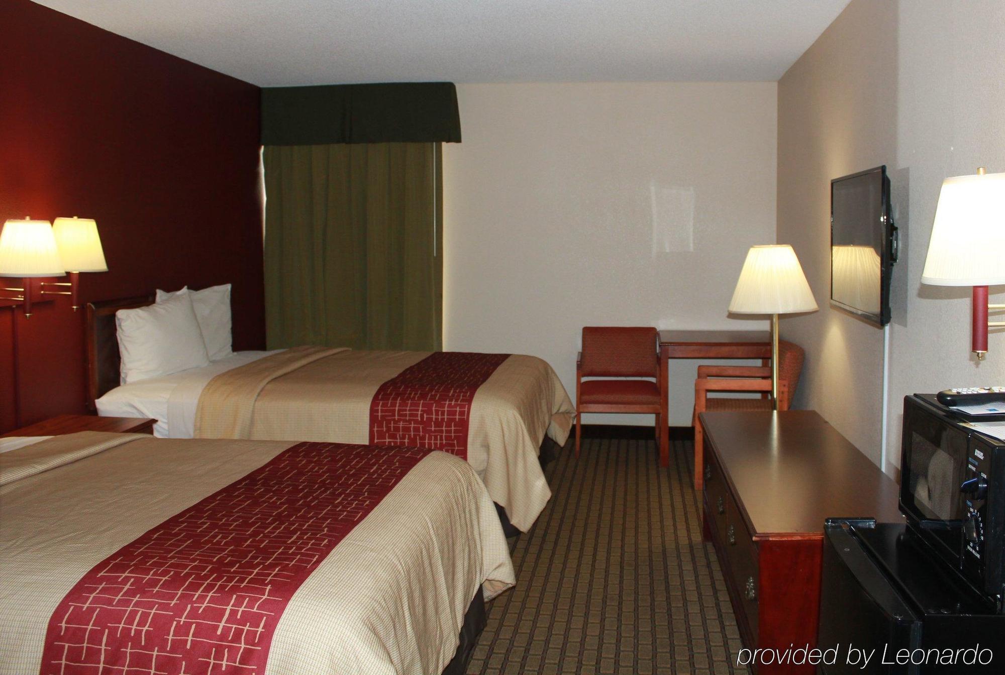 Rodeway Inn Expo Center Спартанбърг Екстериор снимка