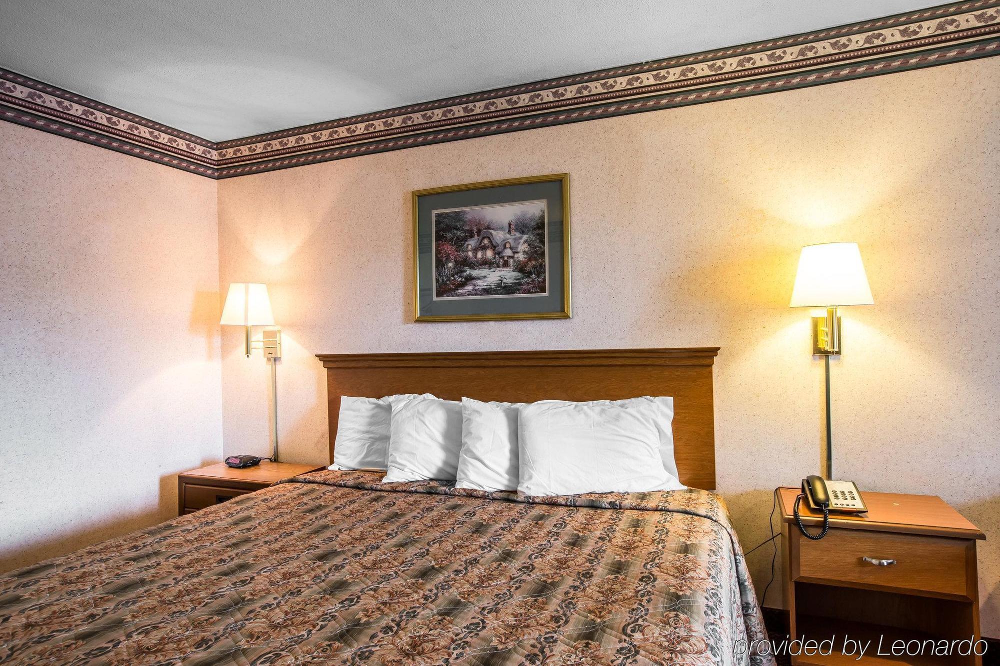 Rodeway Inn Expo Center Спартанбърг Екстериор снимка