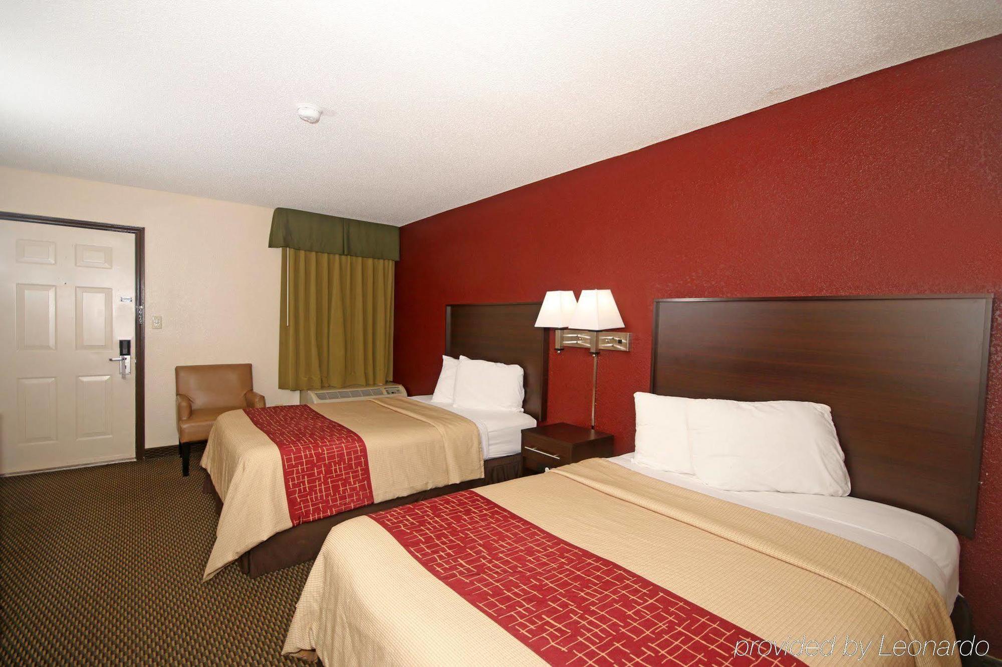 Rodeway Inn Expo Center Спартанбърг Екстериор снимка